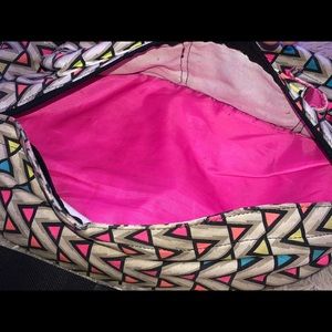 Colorful Triangle Print Kavu Bag